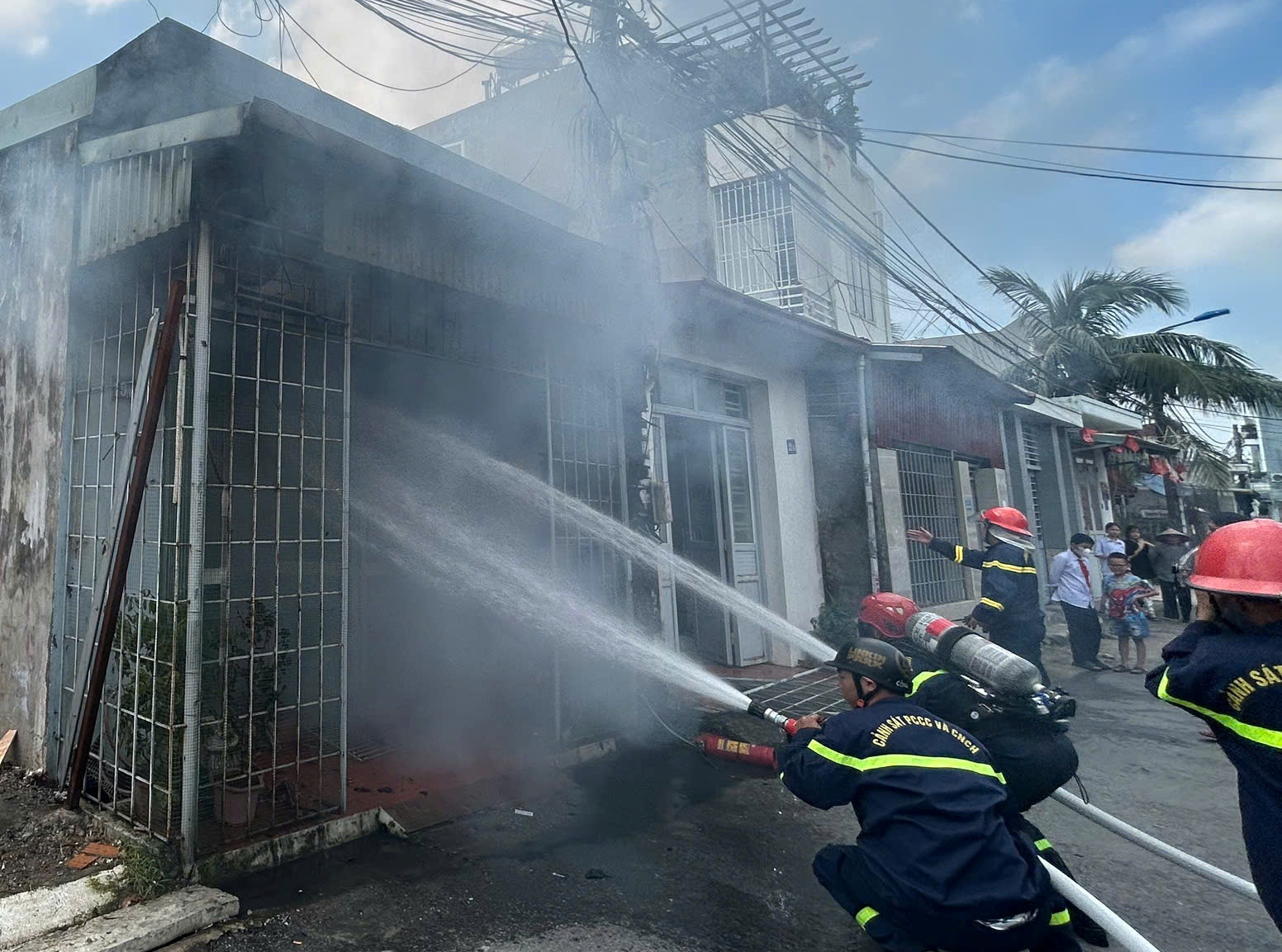 Thông tin về vụ cháy nhà dân ở phường Đông Hải 2 (quận Hải An)